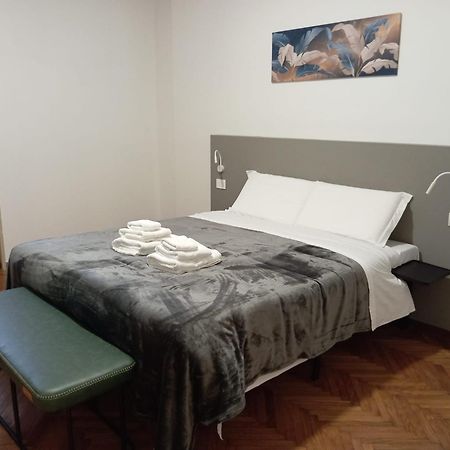 Megaride'S Dependance Hotel Como Buitenkant foto